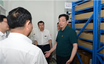 河南航投黨委書記、董事長張明超 深入中原龍浩開展“不忘初心、牢記使命”主題教育調(diào)研